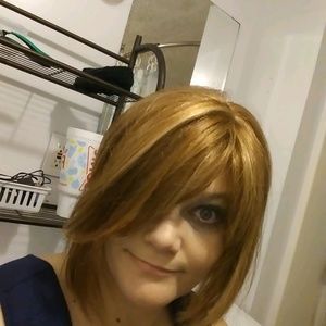 Meet your Posher, Eve